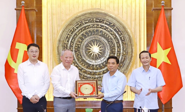 Tập đoàn xây dựng hàng đầu Trung Quốc xây cầu Tứ Liên, nay muốn hợp tác đầu tư nhiều dự án “khủng” tại tỉnh Thanh Hóa - Ảnh 3. Tập đoàn xây dựng hàng đầu Trung Quốc xây cầu Tứ Liên, nay muốn hợp tác đầu tư nhiều dự án “khủng” tại tỉnh Thanh Hóa - Ảnh 3.