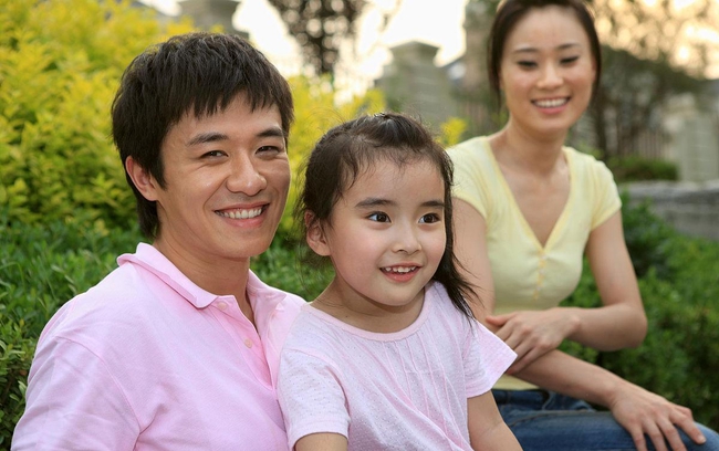 Nhà văn nổi tiếng chỉ ra dấu hiệu gia đình hạnh phúc từ người đàn ông - Ảnh 1. Nhà văn nổi tiếng chỉ ra dấu hiệu gia đình hạnh phúc từ người đàn ông - Ảnh 1.