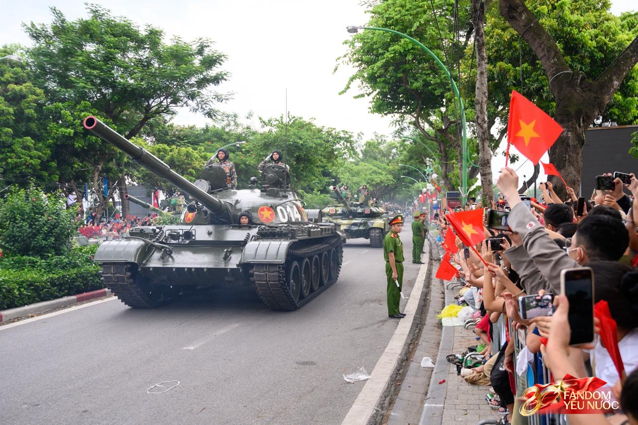 Tổng hợp luyện diễu binh, diễu h&agrave;nh lần 2: Tuyệt đối m&atilde;n nh&atilde;n!- Ảnh 123.