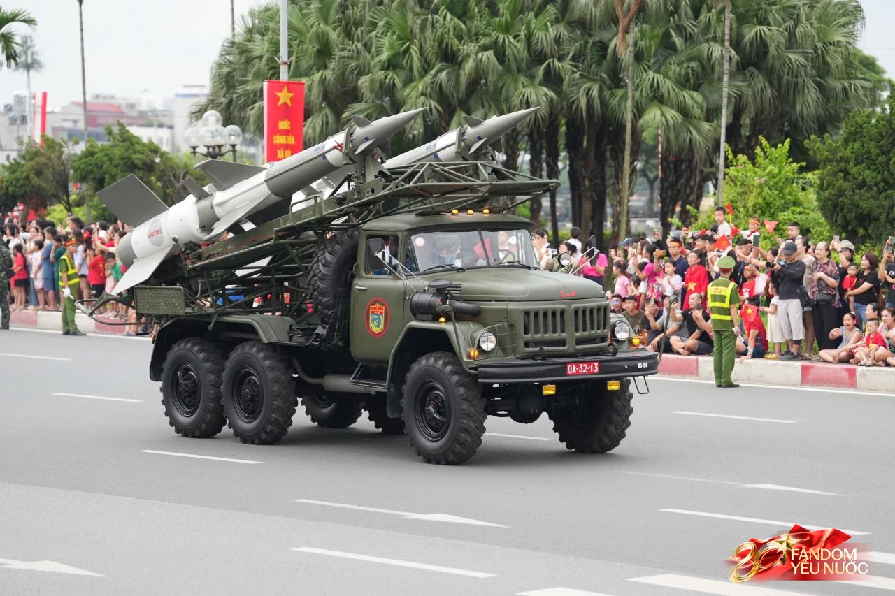 Tổng hợp luyện diễu binh, diễu h&agrave;nh lần 2: Tuyệt đối m&atilde;n nh&atilde;n!- Ảnh 105.