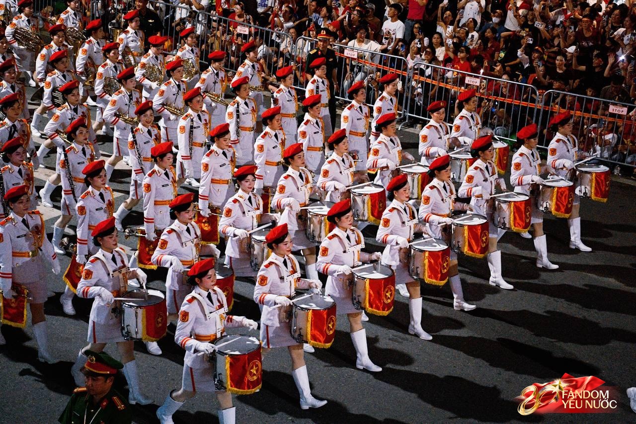 Tổng hợp luyện diễu binh, diễu h&agrave;nh lần 2: Tuyệt đối m&atilde;n nh&atilde;n!- Ảnh 35.