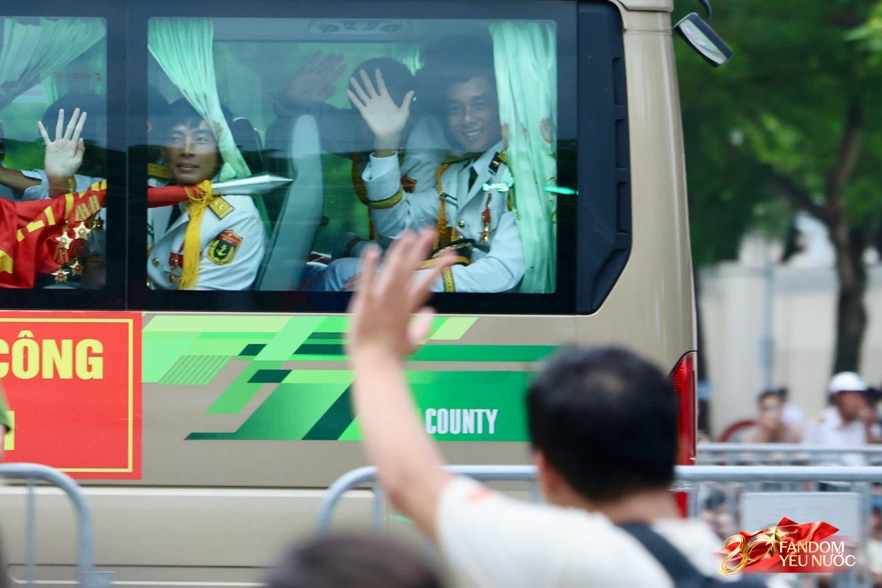 Tổng hợp luyện diễu binh, diễu h&agrave;nh lần 2: Tuyệt đối m&atilde;n nh&atilde;n!- Ảnh 136.