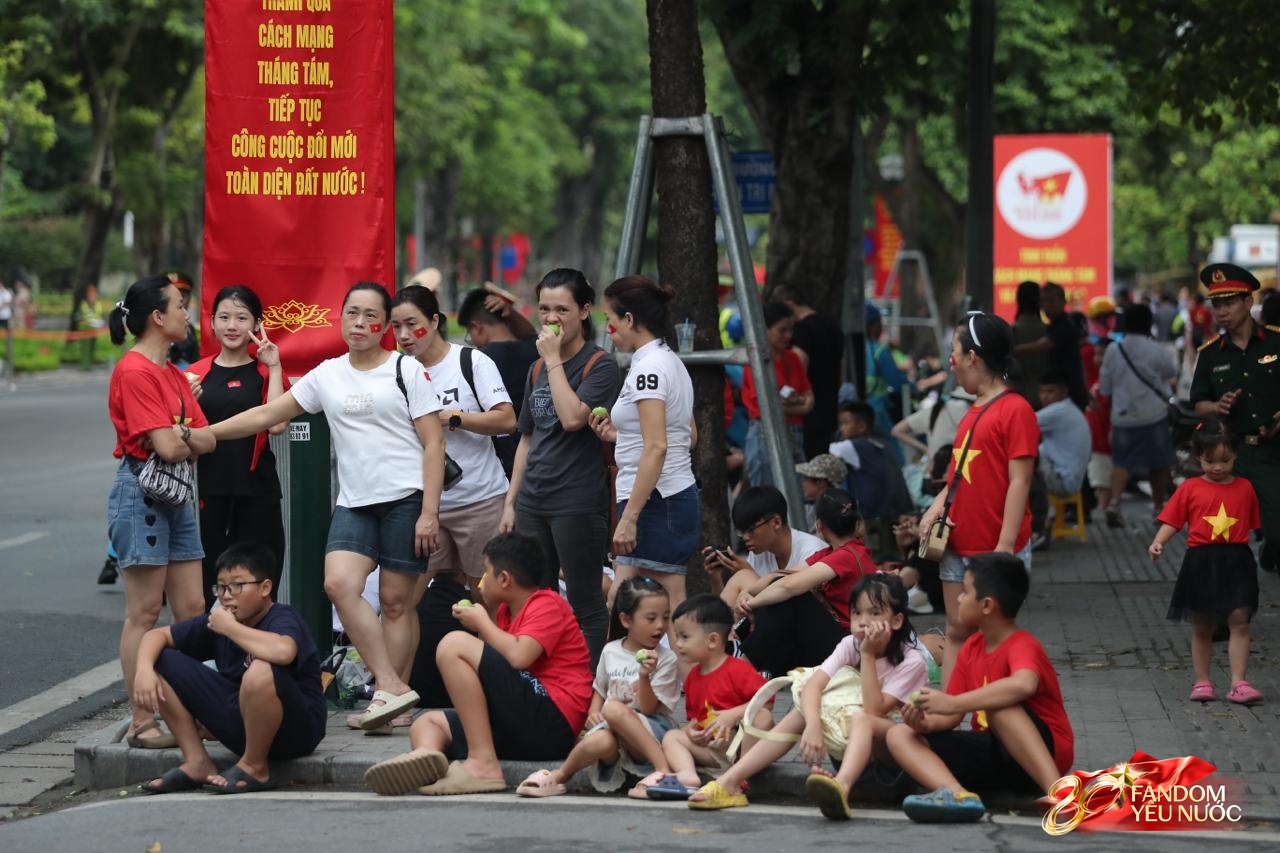 Tổng hợp luyện diễu binh, diễu h&agrave;nh lần 2: Tuyệt đối m&atilde;n nh&atilde;n!- Ảnh 126.