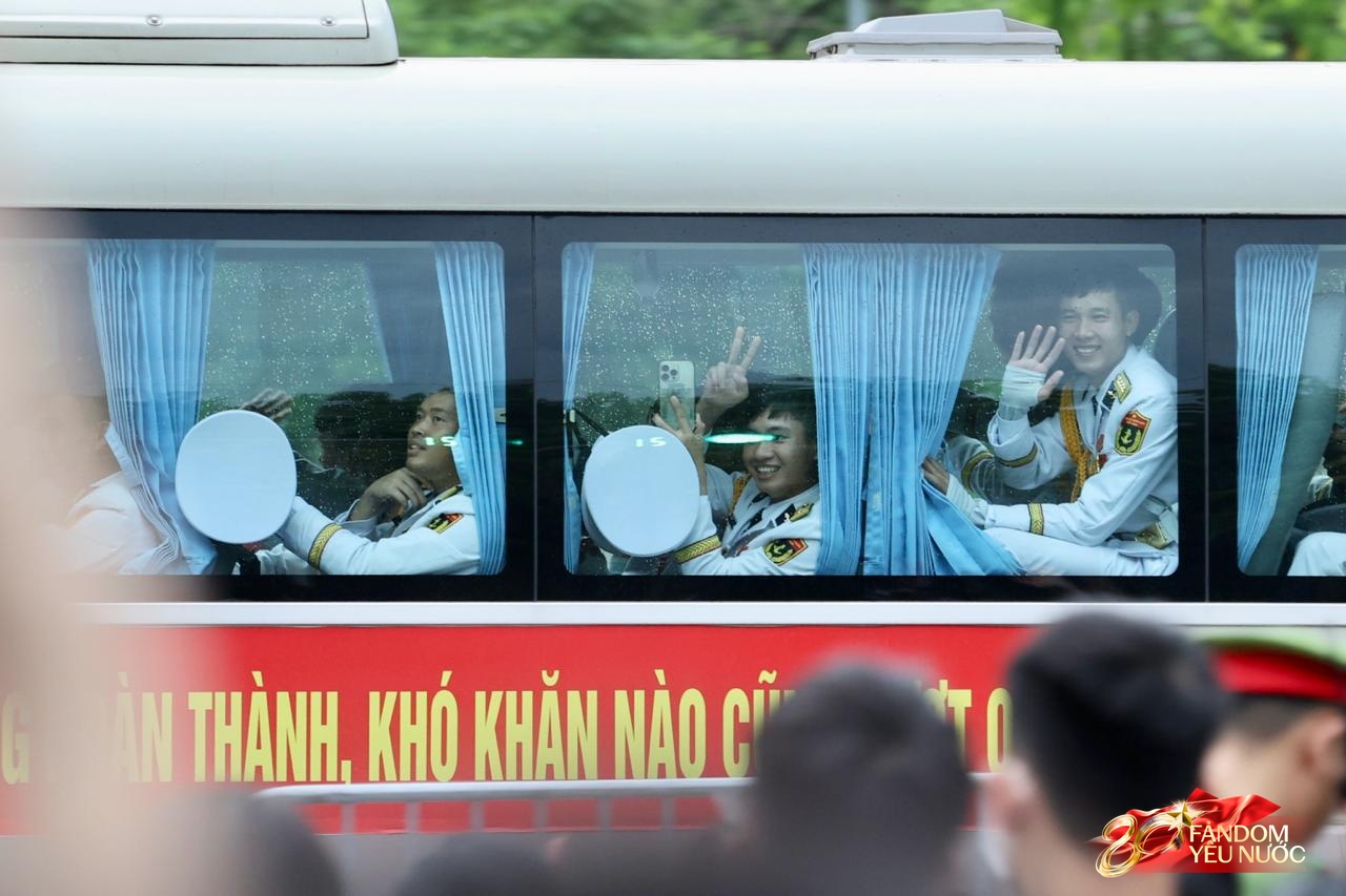 Tổng hợp luyện diễu binh, diễu h&agrave;nh lần 2: Tuyệt đối m&atilde;n nh&atilde;n!- Ảnh 131.