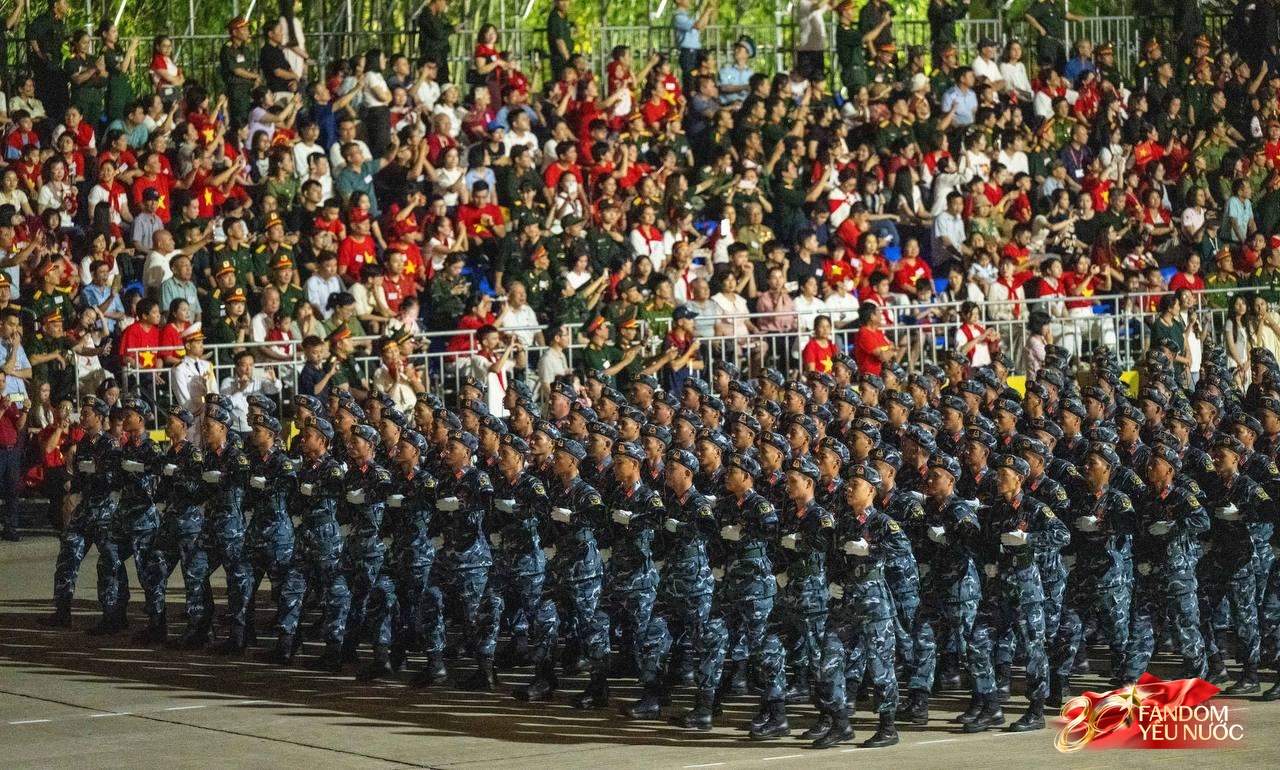 Tổng hợp luyện diễu binh, diễu h&agrave;nh lần 2: Tuyệt đối m&atilde;n nh&atilde;n!- Ảnh 51.
