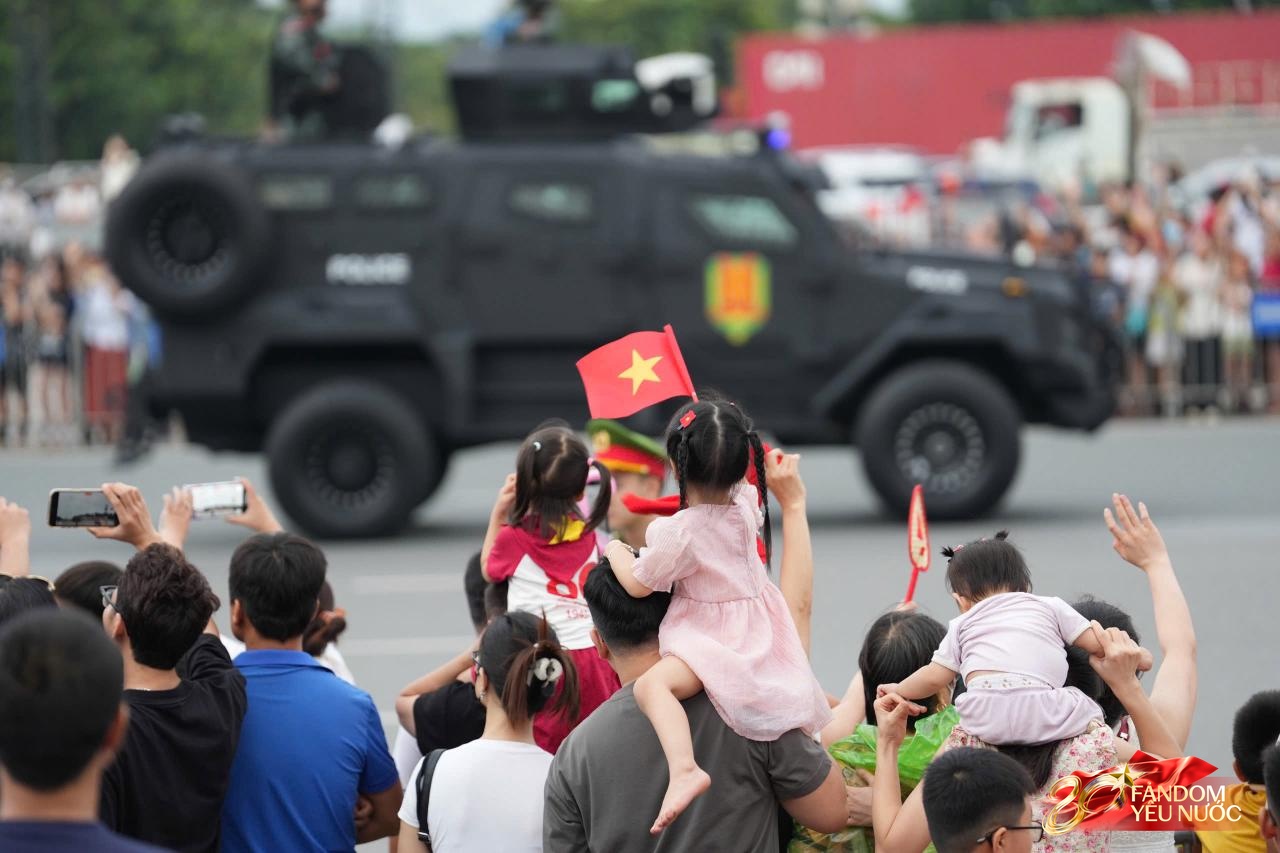 Tổng hợp luyện diễu binh, diễu h&agrave;nh lần 2: Tuyệt đối m&atilde;n nh&atilde;n!- Ảnh 112.