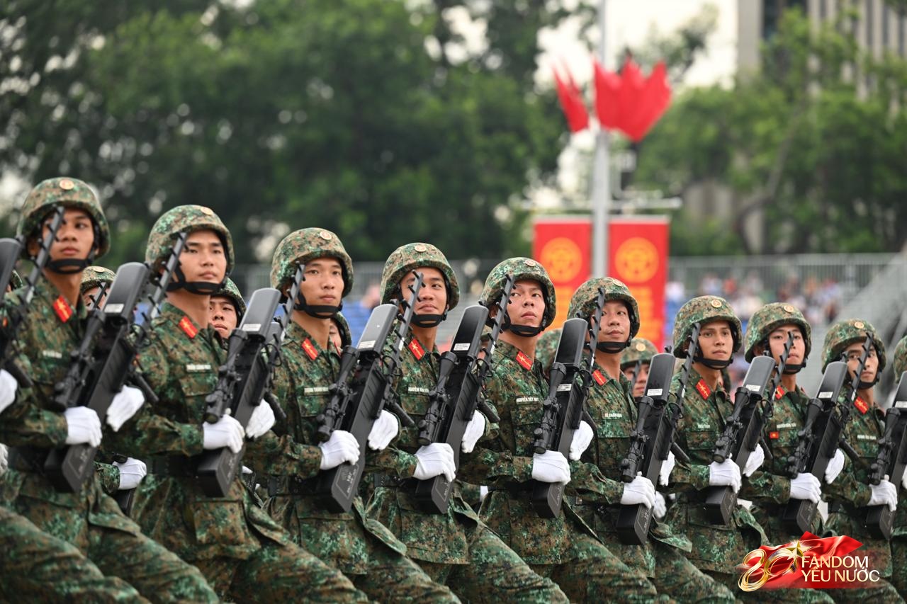 Tổng hợp luyện diễu binh, diễu h&agrave;nh lần 2: Tuyệt đối m&atilde;n nh&atilde;n!- Ảnh 101.