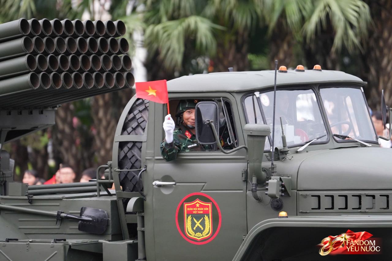 Tổng hợp luyện diễu binh, diễu h&agrave;nh lần 2: Tuyệt đối m&atilde;n nh&atilde;n!- Ảnh 107.