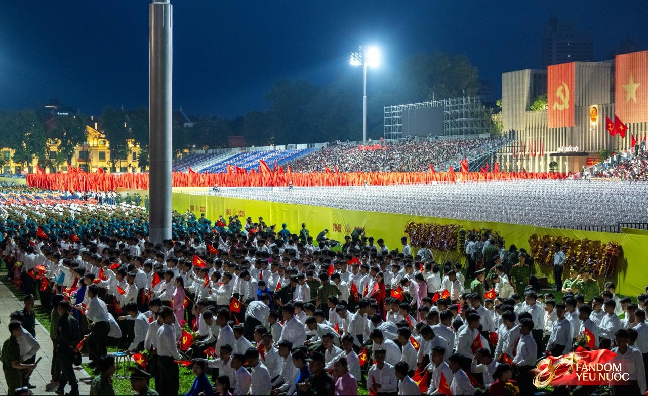 Tổng hợp luyện diễu binh, diễu h&agrave;nh lần 2: Tuyệt đối m&atilde;n nh&atilde;n!- Ảnh 79.