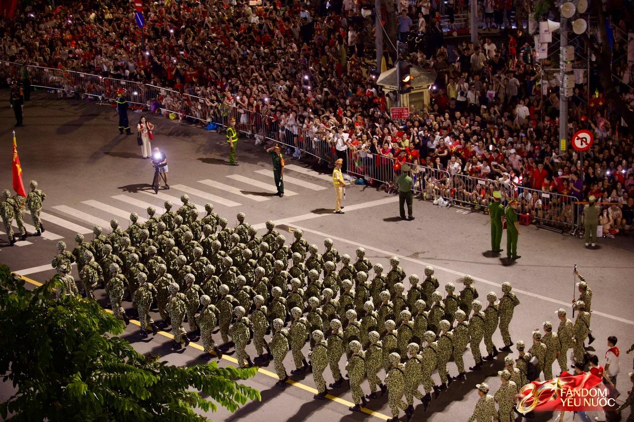 Tổng hợp luyện diễu binh, diễu h&agrave;nh lần 2: Tuyệt đối m&atilde;n nh&atilde;n!- Ảnh 20.