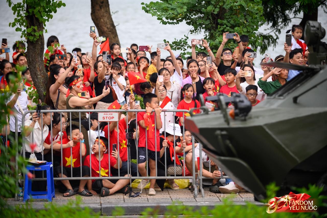 Tổng hợp luyện diễu binh, diễu h&agrave;nh lần 2: Tuyệt đối m&atilde;n nh&atilde;n!- Ảnh 120.