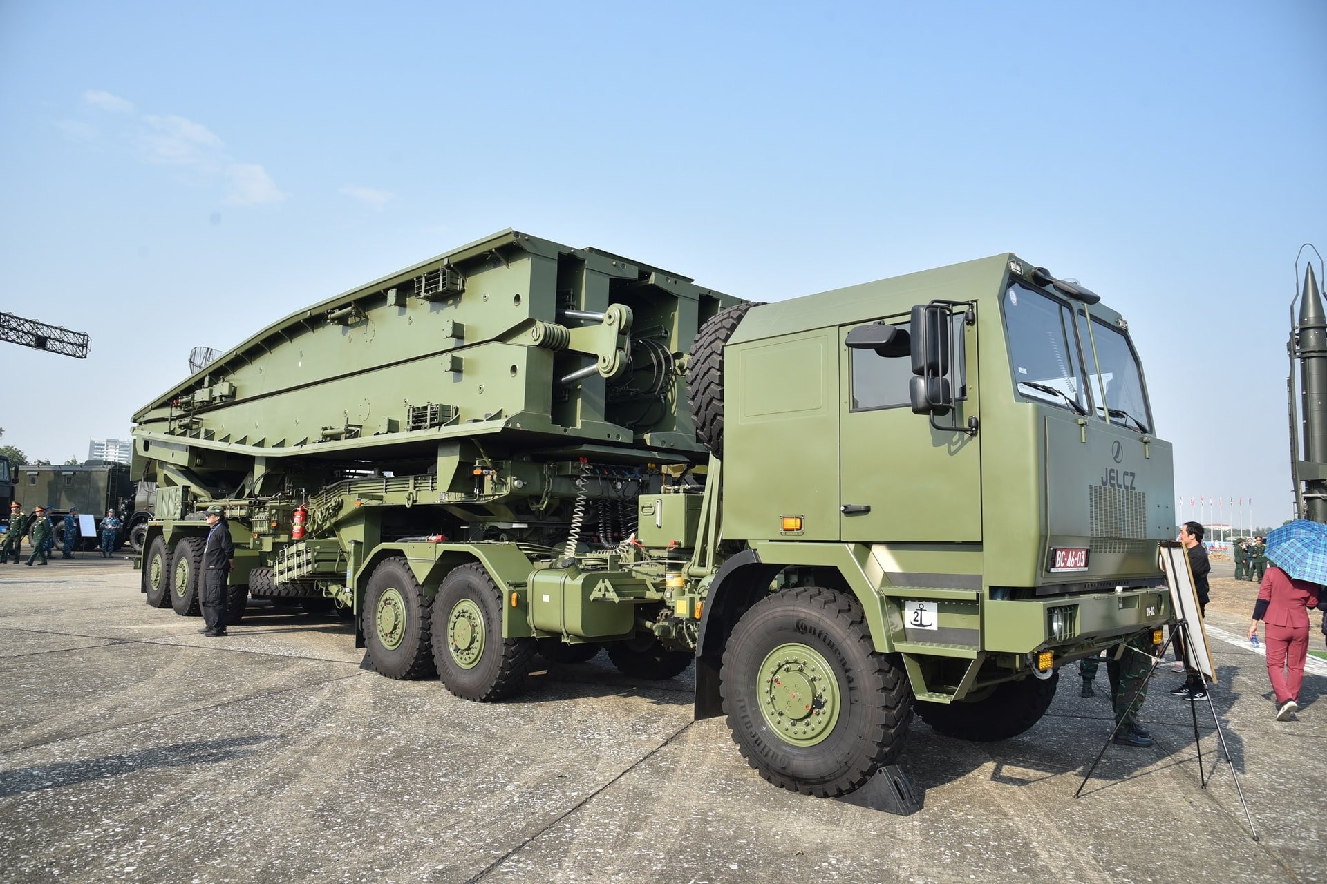 "Gã khổng lồ" dài gần 20 m, chịu tải hơn 72 tấn xuất hiện tại Tổng hợp luyện diễu binh 2/9 có gì đặc biệt? - Ảnh 2.