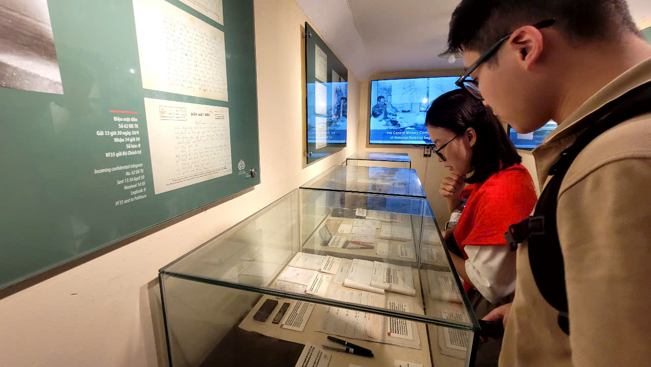 Khám phá hầm Cơ yếu dưới lòng đất Hoàng Thành Thăng Long và những bí mật lịch sử - Ảnh 6.