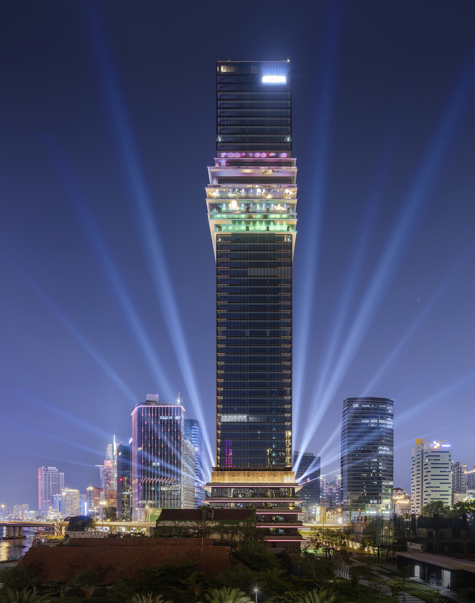 Bên trong biểu tượng tài chính 55 tầng Saigon Marina IFC, một trong những tòa nhà cao nhất Việt Nam- Ảnh 9.
