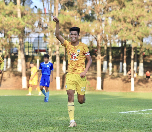 Danh sách ĐT Việt Nam: HLV Kim Sang-sik không gọi Filip Nguyễn, lần đầu điền tên cầu thủ HAGL cao 1m96 - Ảnh 1. Danh sách ĐT Việt Nam: HLV Kim Sang-sik không gọi Filip Nguyễn, lần đầu điền tên cầu thủ HAGL cao 1m96 - Ảnh 1.
