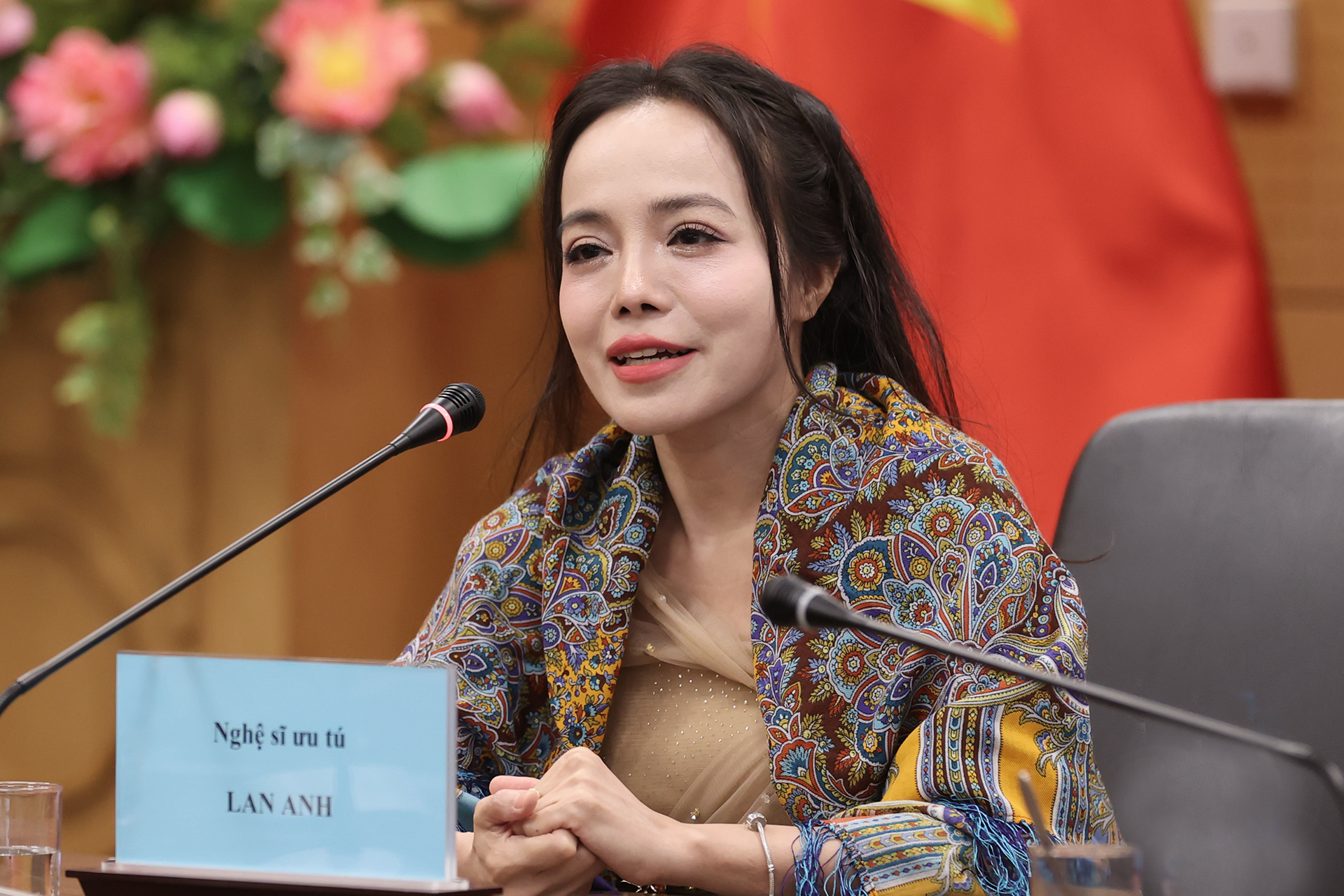 Hòa nhạc quốc gia "Điều còn mãi 2025": Nhiều nghệ sĩ coi đây là sự phụng sự, dâng hiến âm nhạc - Ảnh 2. Hòa nhạc quốc gia "Điều còn mãi 2025": Nhiều nghệ sĩ coi đây là sự phụng sự, dâng hiến âm nhạc - Ảnh 2.