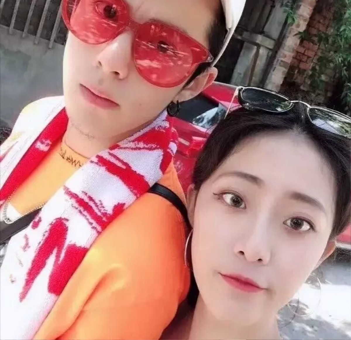 Liên hoàn drama: Vương Hạc Đệ lộ file ghi âm 27 phút với 1 cô gái, "thế lực của Ngu Thư Hân" bị nghi nhúng tay- Ảnh 6. Liên hoàn drama: Vương Hạc Đệ lộ file ghi âm 27 phút với 1 cô gái, "thế lực của Ngu Thư Hân" bị nghi nhúng tay- Ảnh 6.