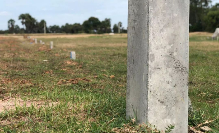 Bán vàng và đầu tư đất ven  Câu chuyện lãi lớn nhưng lo âu - Ảnh 2.