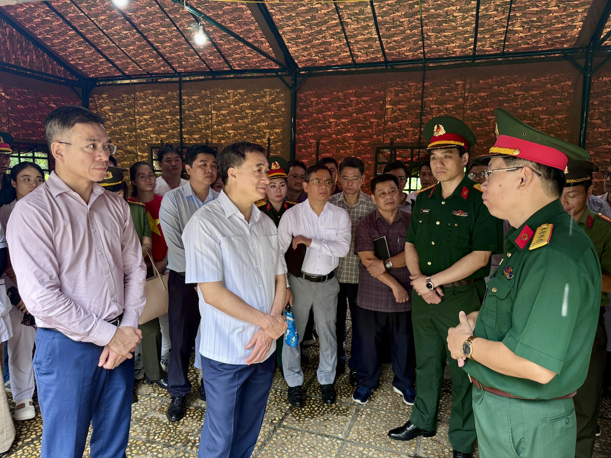 Cận cảnh khu vực y tế phục vụ sự kiện A80 tại Quảng trường Ba Đình - Ảnh 1.