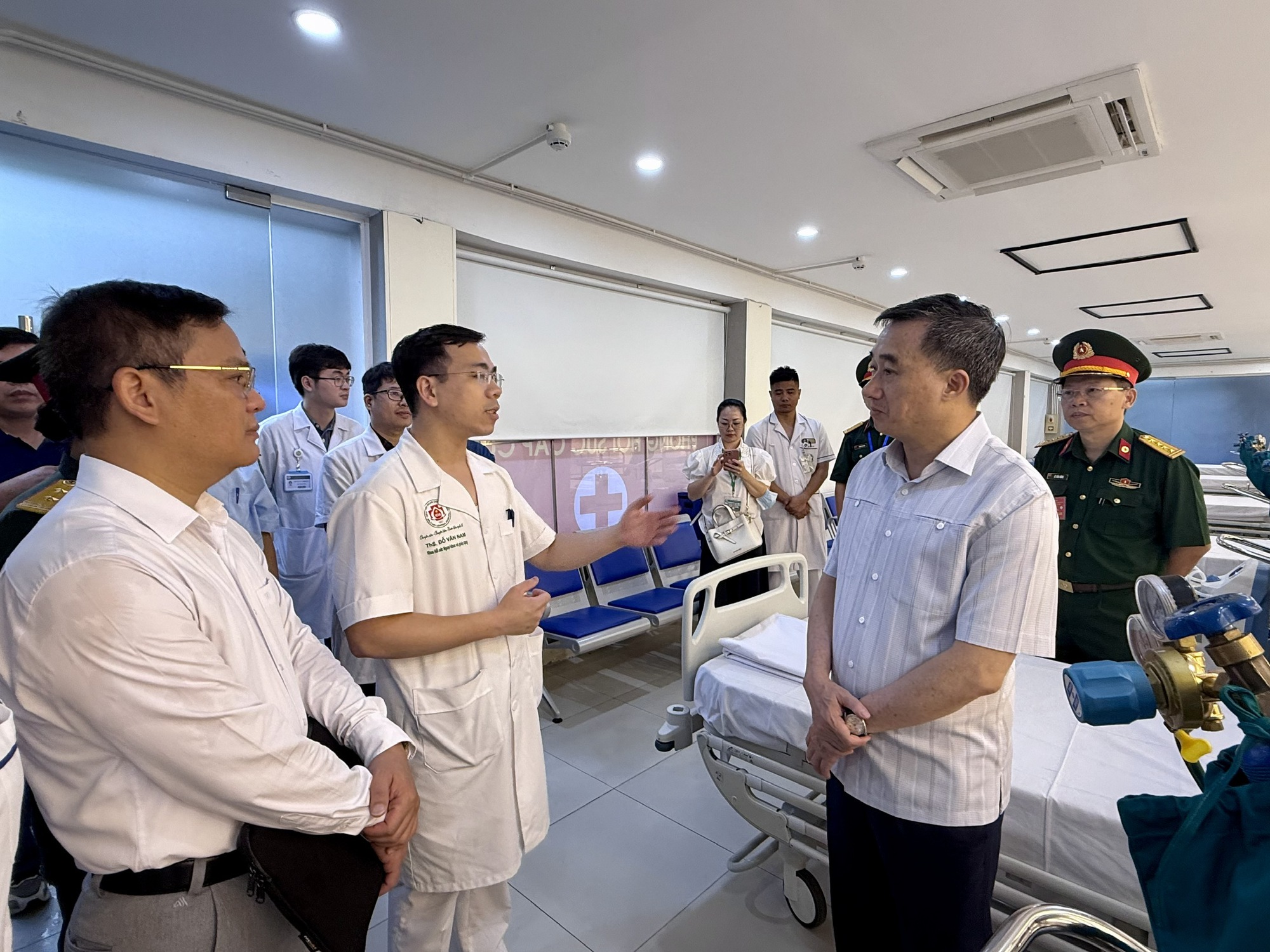 Cận cảnh khu vực y tế phục vụ sự kiện A80 tại Quảng trường Ba Đình - Ảnh 4.
