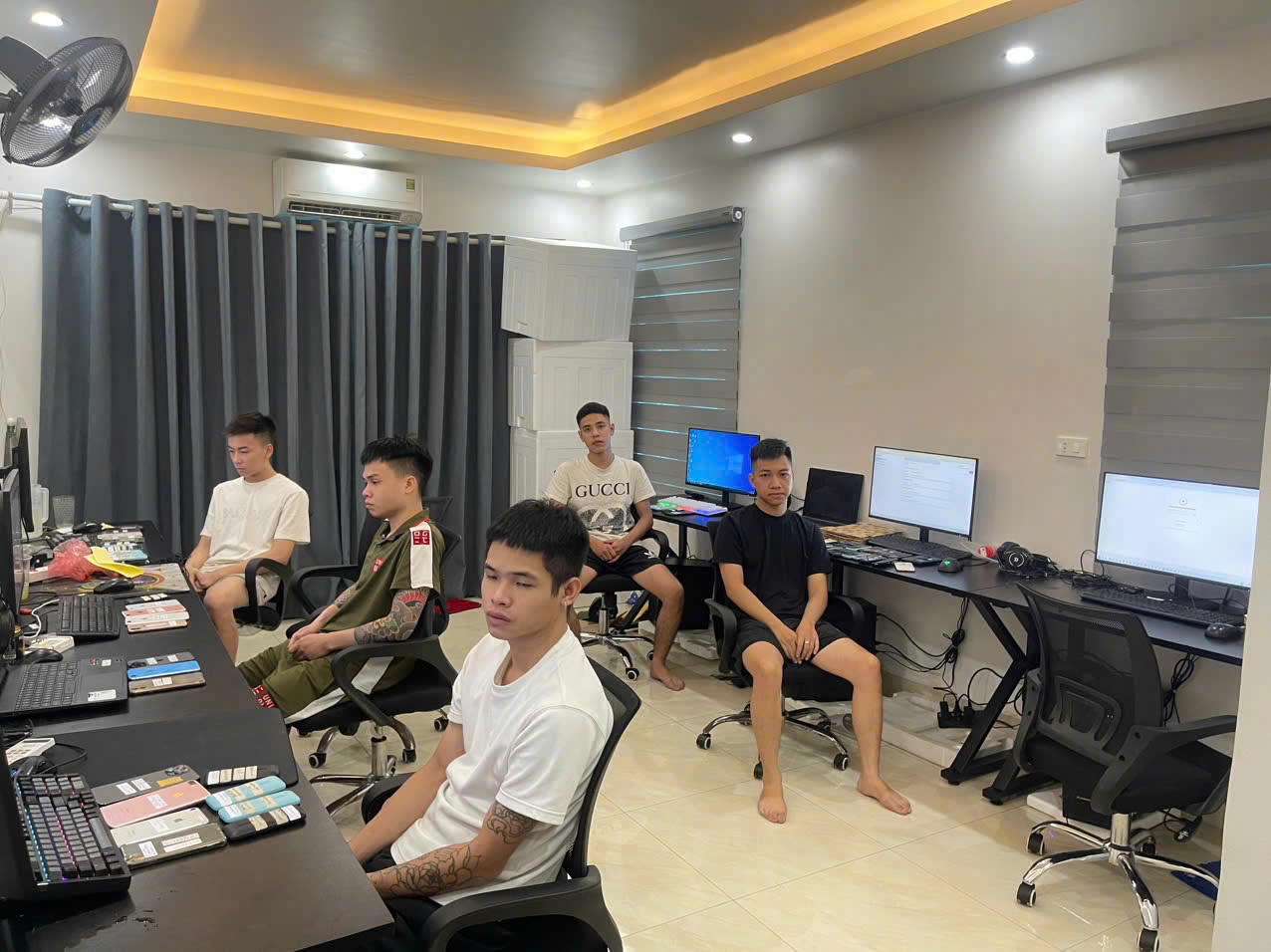 Triệt phá đường dây cho vay nặng lãi xuyên quốc gia siết nợ qua iCloud - Ảnh 2.