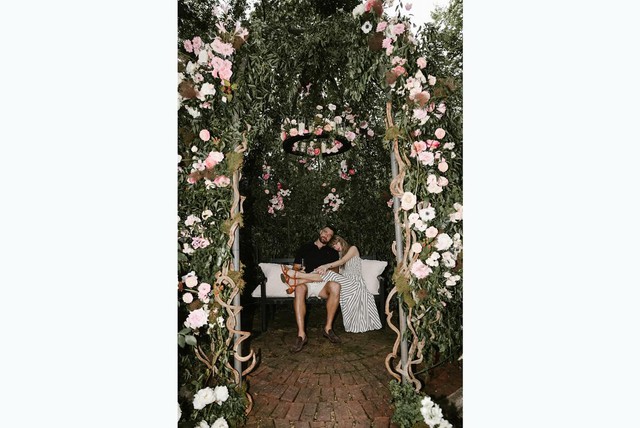 Travis Kelce - cầu thủ vừa đính hôn với Taylor Swift - là ai?- Ảnh 5. Travis Kelce - cầu thủ vừa đính hôn với Taylor Swift - là ai?- Ảnh 5.