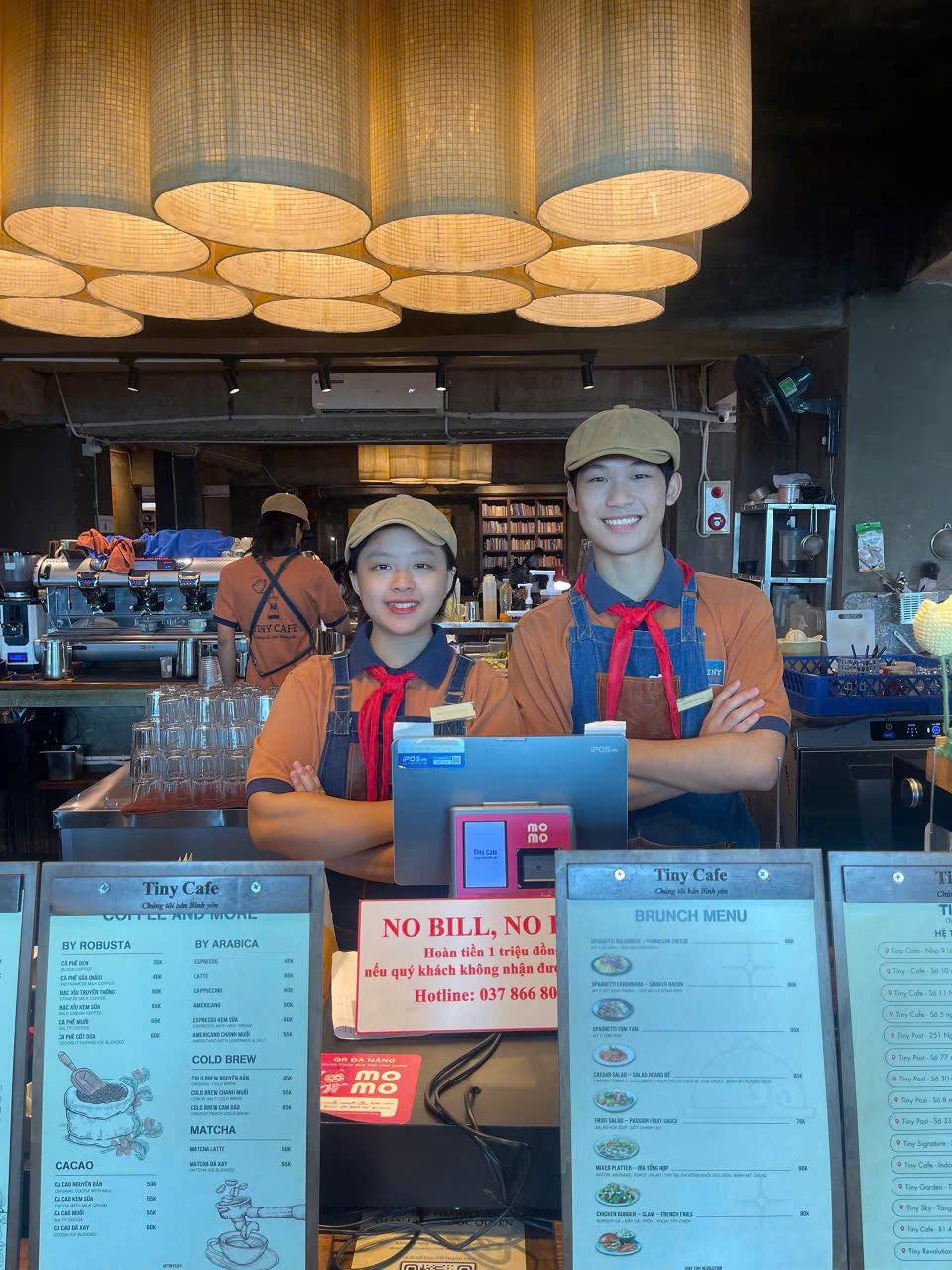 Quán cà phê "view xịn" mở từ 3h sáng cho khách xem diễu binh, có nơi dự tính "xuyên đêm": Nghe giá mà giật mình! - Ảnh 7. Quán cà phê "view xịn" mở từ 3h sáng cho khách xem diễu binh, có nơi dự tính "xuyên đêm": Nghe giá mà giật mình! - Ảnh 7.