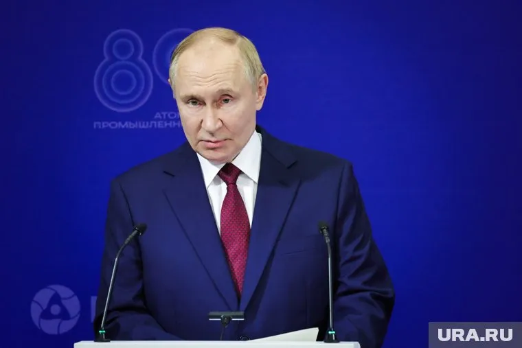 Cả ng&agrave;n qu&acirc;n bị bao v&acirc;y, Kiev mắc sai lầm ch&iacute; mạng - &Ocirc;ng Putin vừa c&oacute; h&agrave;nh động khiến phương T&acirc;y "xoắn n&atilde;o"- Ảnh 4.