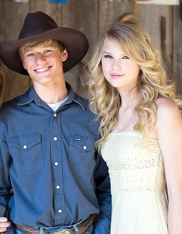 Taylor Swift có hơn chục anh tình cũ hạng A, tại sao cuối cùng lại cưới cầu thủ còn nghèo hơn mèo cưng của mình? - Ảnh 6. Taylor Swift có hơn chục anh tình cũ hạng A, tại sao cuối cùng lại cưới cầu thủ còn nghèo hơn mèo cưng của mình? - Ảnh 6.