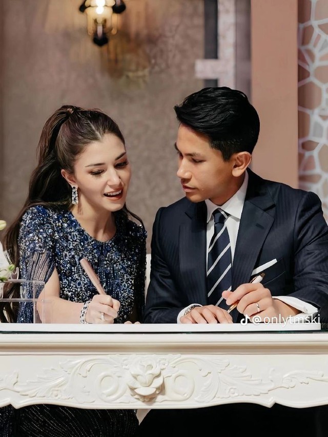 Vợ chồng Ho&agrave;ng tử Brunei hiện ra sao sau gần 2 năm tổ chức đ&aacute;m cưới 10 ng&agrave;y g&acirc;y ch&uacute; &yacute; to&agrave;n cầu?- Ảnh 8.