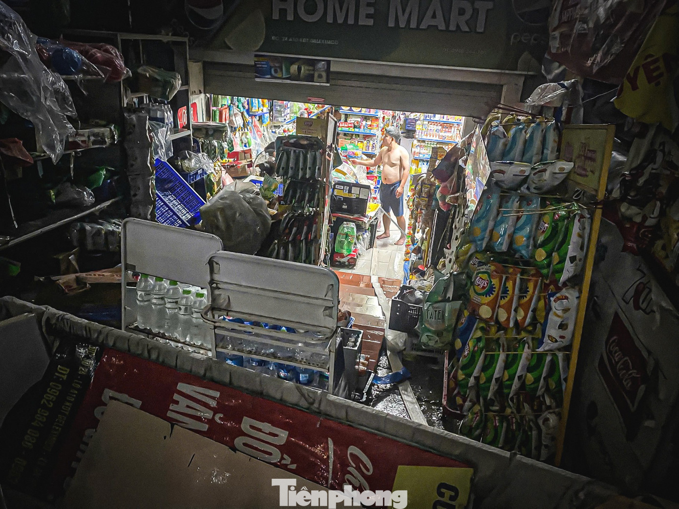 Hà Nội: Hàng trăm hộ dân ' làng ' biệt thự triệu đô gặp khó khăn vì mất điện , nước - Ảnh 9.