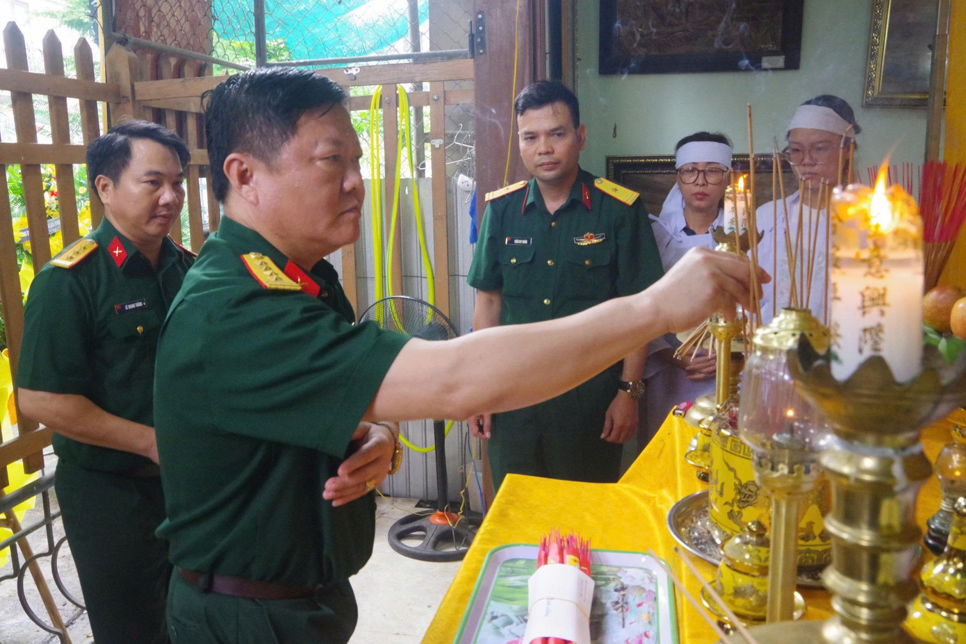 Chiến sĩ Phan Gia Huy nén nỗi đau mất bố hoàn thành nhiệm vụ diễu binh A80 - Ảnh 4. Chiến sĩ Phan Gia Huy nén nỗi đau mất bố hoàn thành nhiệm vụ diễu binh A80 - Ảnh 4.