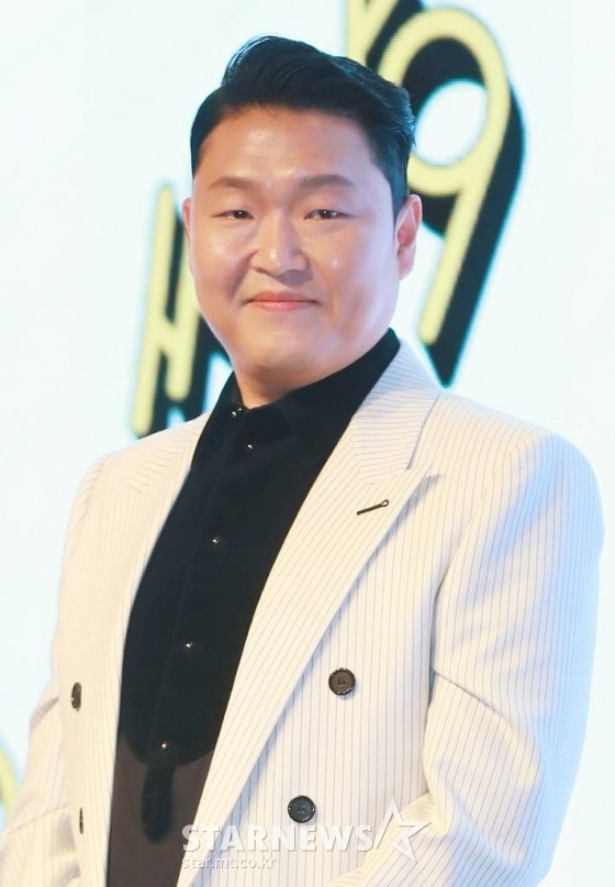 Vụ "ông hoàng Gangnam Style" PSY bị bắt: Vạch trần lời bao biện đánh tráo khái niệm, nguy cơ đi “bóc lịch”- Ảnh 2. Vụ "ông hoàng Gangnam Style" PSY bị bắt: Vạch trần lời bao biện đánh tráo khái niệm, nguy cơ đi “bóc lịch”- Ảnh 2.