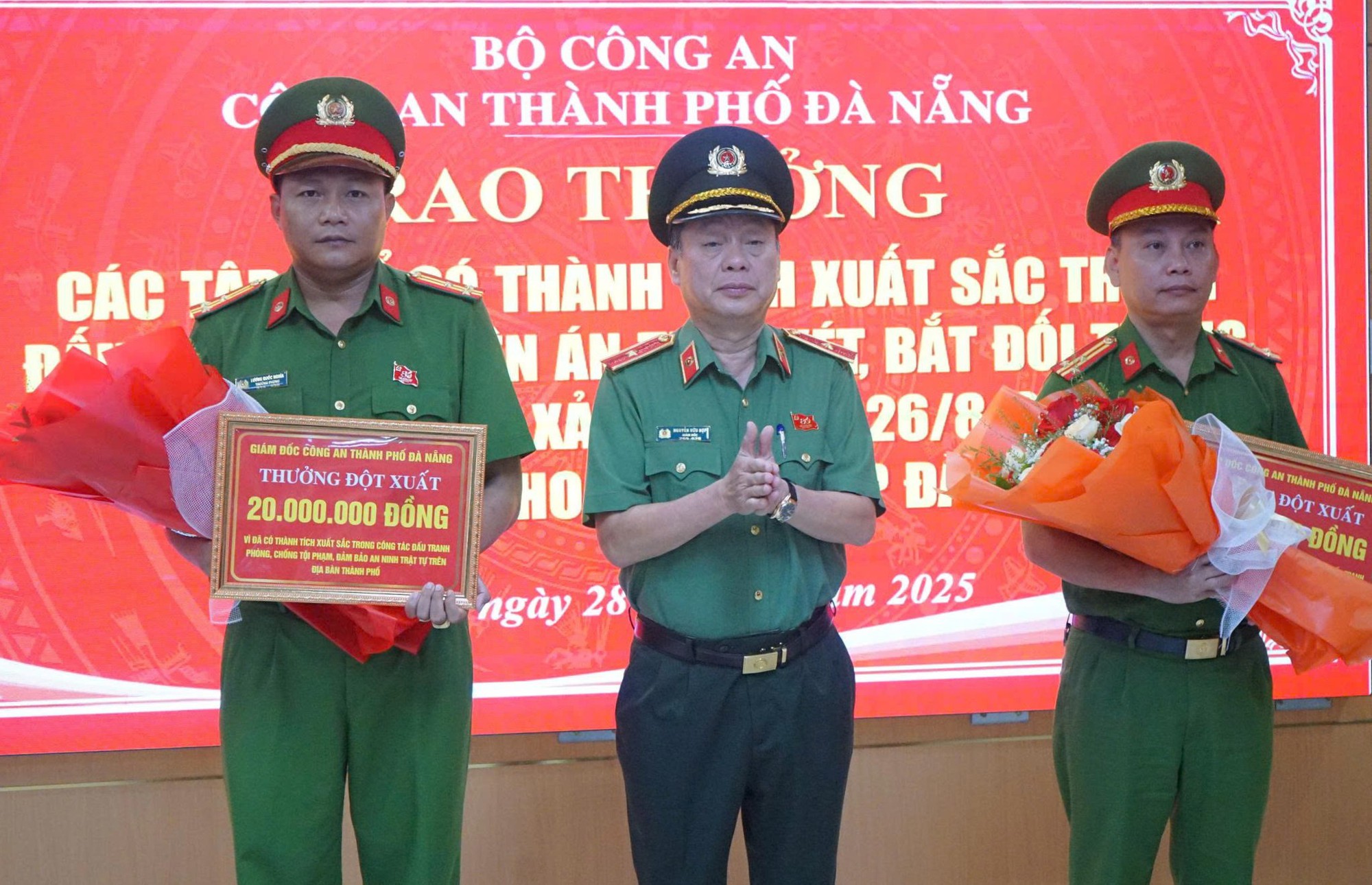 Bất ngờ với hành trình cướp tiệm vàng Đà Nẵng và kho chứa vàng của nghi phạm - Ảnh 5.