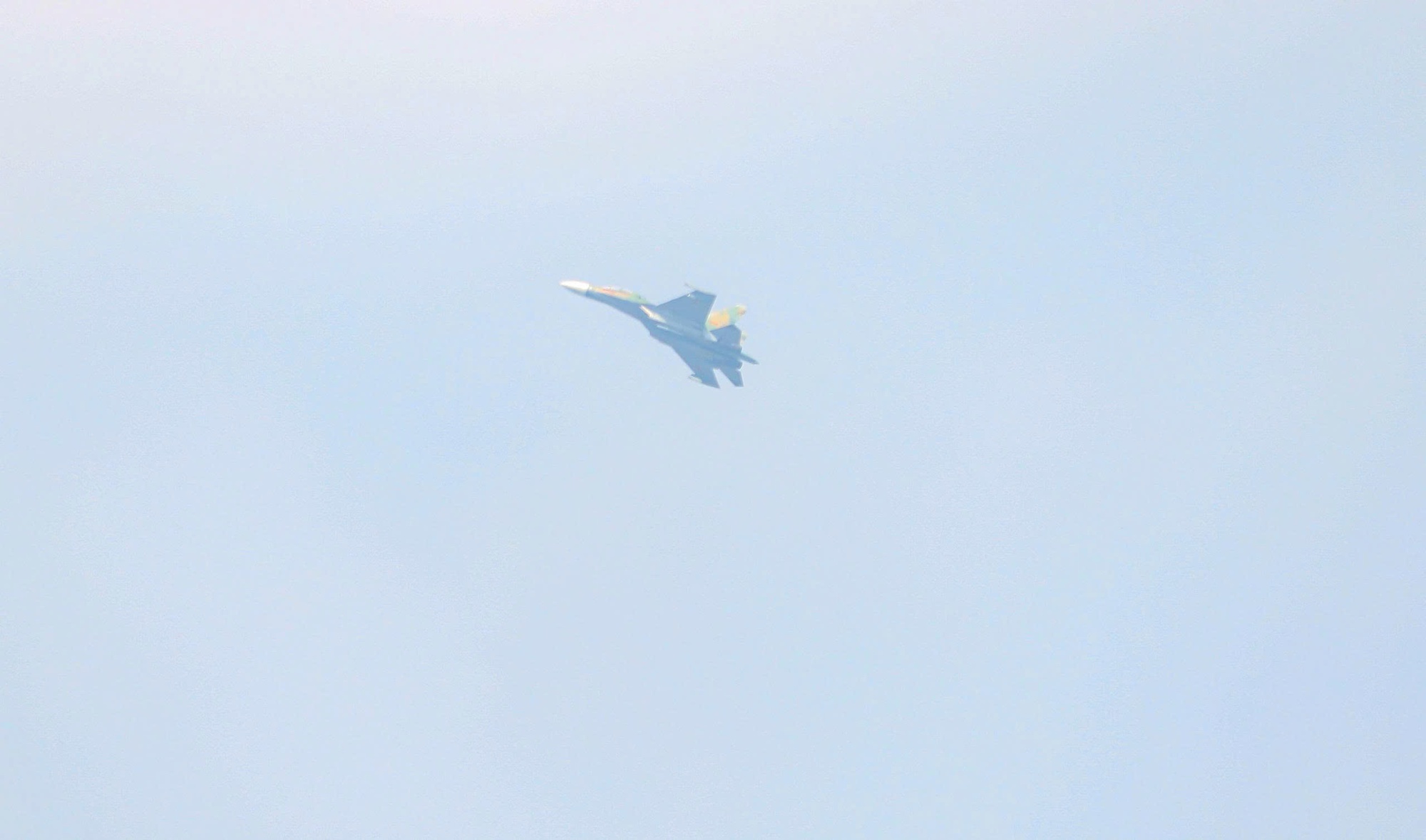 Hổ mang chúa su - 30 MK2 bay qua Quảng trường Ba Đình trong Lễ kỷ niệm A80 - Ảnh 9. Hổ mang chúa su - 30 MK2 bay qua Quảng trường Ba Đình trong Lễ kỷ niệm A80 - Ảnh 9.