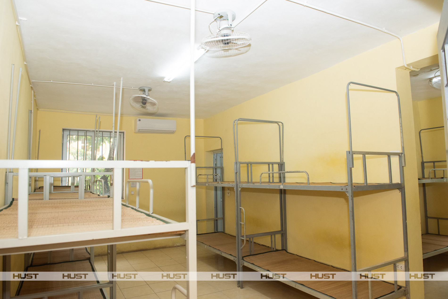 Cách đăng ký chỗ ở miễn phí cho 1.200 người đi xem diễu binh, diễu hành A80 - Ảnh 2.