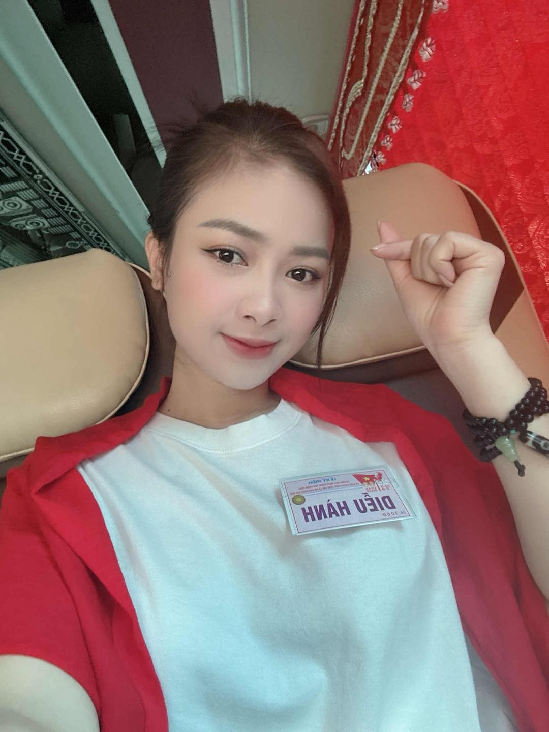 Dương Hoàng Yến đi lạc vào Khối Thiếu Nhi ở Sơ duyệt - Ảnh 3. Dương Hoàng Yến đi lạc vào Khối Thiếu Nhi ở Sơ duyệt - Ảnh 3.