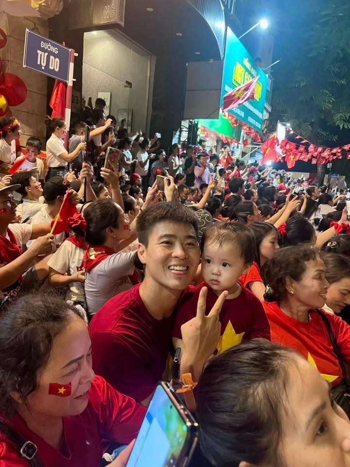 Dương Hoàng Yến đi lạc vào Khối Thiếu Nhi ở Sơ duyệt - Ảnh 20. Dương Hoàng Yến đi lạc vào Khối Thiếu Nhi ở Sơ duyệt - Ảnh 20.