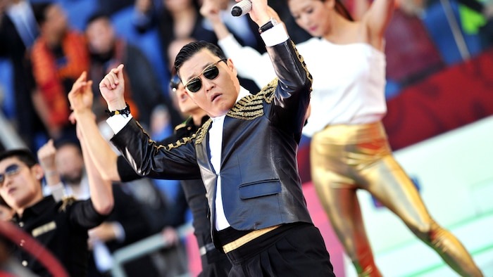 Vụ "ông hoàng Gangnam Style" PSY bị bắt: Vạch trần lời bao biện đánh tráo khái niệm, nguy cơ đi “bóc lịch”- Ảnh 4. Vụ "ông hoàng Gangnam Style" PSY bị bắt: Vạch trần lời bao biện đánh tráo khái niệm, nguy cơ đi “bóc lịch”- Ảnh 4.