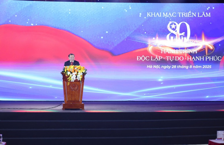 Triển lãm thành tựu đất nước 80 năm Độc lập - Tự do - Hạnh phúc khai mạc tại Hà Nội - Ảnh 3. Triển lãm thành tựu đất nước 80 năm Độc lập - Tự do - Hạnh phúc khai mạc tại Hà Nội - Ảnh 3.