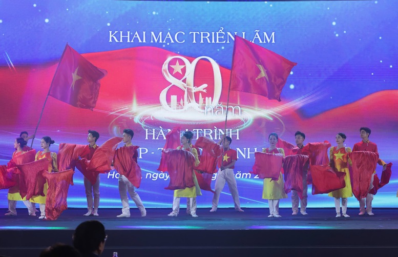 Triển lãm thành tựu đất nước 80 năm Độc lập - Tự do - Hạnh phúc khai mạc tại Hà Nội - Ảnh 2. Triển lãm thành tựu đất nước 80 năm Độc lập - Tự do - Hạnh phúc khai mạc tại Hà Nội - Ảnh 2.