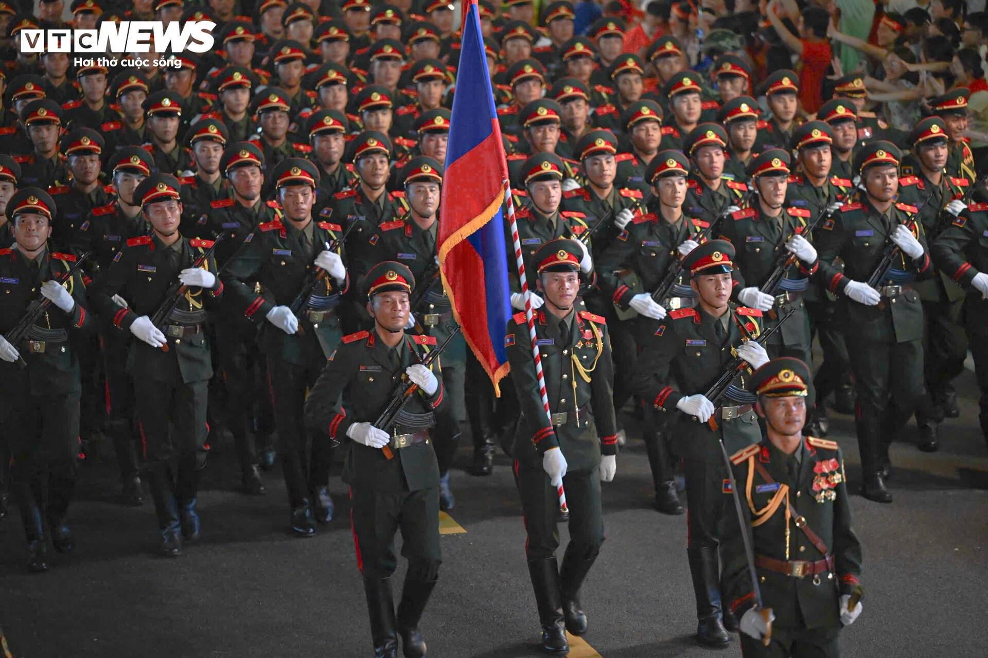 Khí thế hào hùng buổi sơ duyệt cấp Nhà nước tại Quảng trường Ba Đình - Ảnh 14. Khí thế hào hùng buổi sơ duyệt cấp Nhà nước tại Quảng trường Ba Đình - Ảnh 14.