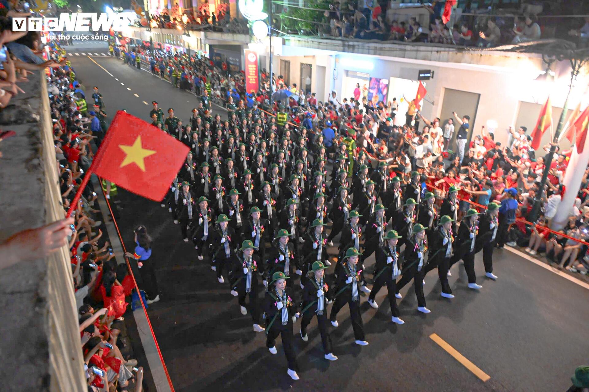 Khí thế hào hùng buổi sơ duyệt cấp Nhà nước tại Quảng trường Ba Đình - Ảnh 12. Khí thế hào hùng buổi sơ duyệt cấp Nhà nước tại Quảng trường Ba Đình - Ảnh 12.