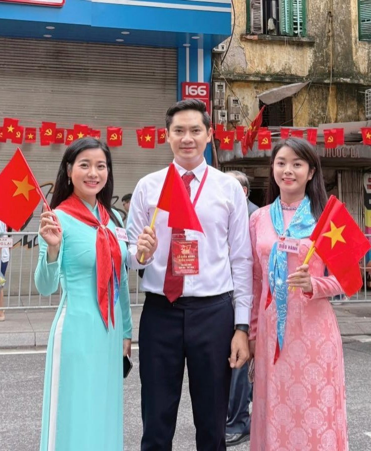 Dương Hoàng Yến đi lạc vào Khối Thiếu Nhi ở Sơ duyệt - Ảnh 22. Dương Hoàng Yến đi lạc vào Khối Thiếu Nhi ở Sơ duyệt - Ảnh 22.