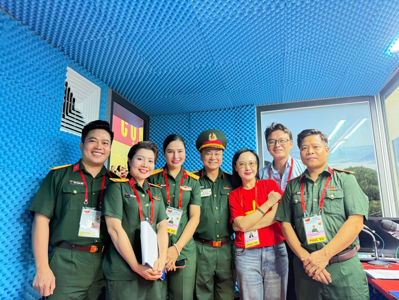 Dương Hoàng Yến đi lạc vào Khối Thiếu Nhi ở Sơ duyệt - Ảnh 9. Dương Hoàng Yến đi lạc vào Khối Thiếu Nhi ở Sơ duyệt - Ảnh 9.