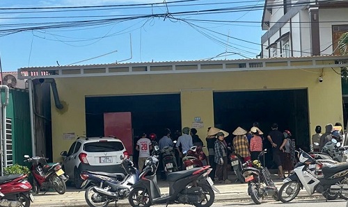 Làm rõ vụ 2 vợ chồng tử vong và 2 trẻ nhỏ bất tỉnh tại quán ăn ở Hà Tĩnh - Ảnh 1.