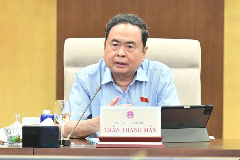 Chủ tịch Quốc hội ký Nghị quyết dự án Luật 2025 quan trọng cho tương lai - Ảnh 1. Chủ tịch Quốc hội ký Nghị quyết dự án Luật 2025 quan trọng cho tương lai - Ảnh 1.