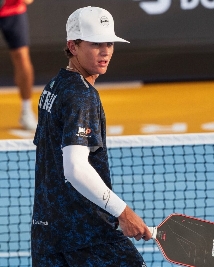Tay vợt Pickleball "trẩu" nhất thế giới sắp đến Việt Nam - Ảnh 2. Tay vợt Pickleball "trẩu" nhất thế giới sắp đến Việt Nam - Ảnh 2.