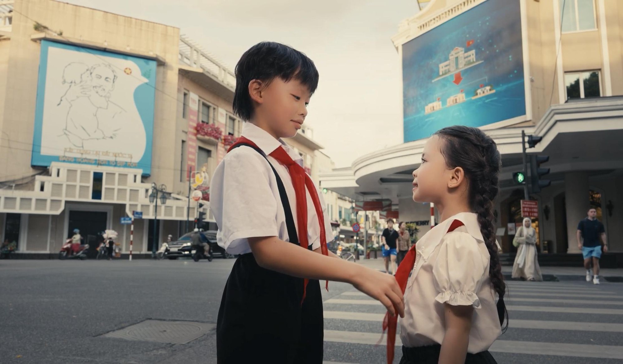 Dũng D.x - quê Hưng Yên chính thức bước ra ánh sáng với "Là người Việt Nam" - Ảnh 6. Dũng D.x - quê Hưng Yên chính thức bước ra ánh sáng với "Là người Việt Nam" - Ảnh 6.