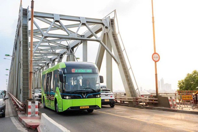Các tuyến xe buýt Hà Nội đến Triển lãm 80 năm Hành trình Độc lập - Tự do - Hạnh phúc - Ảnh 2. Các tuyến xe buýt Hà Nội đến Triển lãm 80 năm Hành trình Độc lập - Tự do - Hạnh phúc - Ảnh 2.